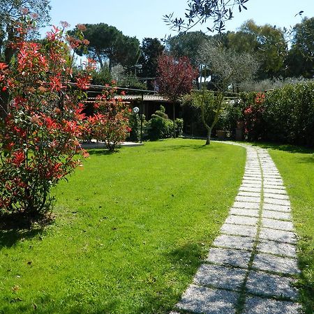 Country Apartments Castel di Decima Екстер'єр фото