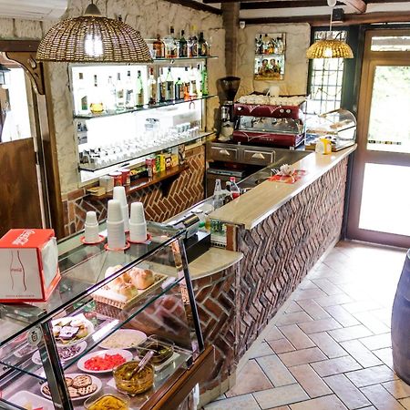 Country Apartments Castel di Decima Екстер'єр фото