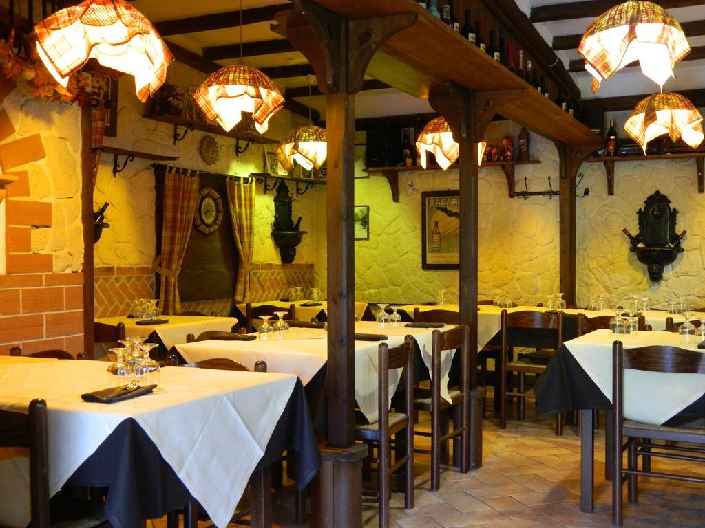 Country Apartments Castel di Decima Екстер'єр фото