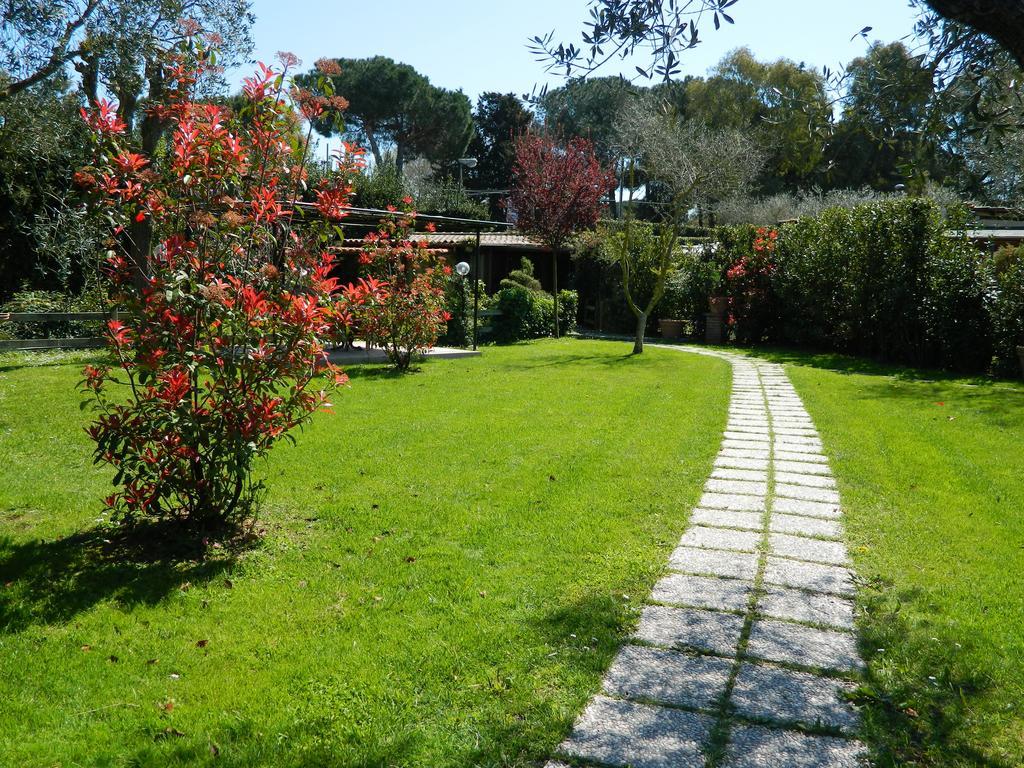 Country Apartments Castel di Decima Екстер'єр фото