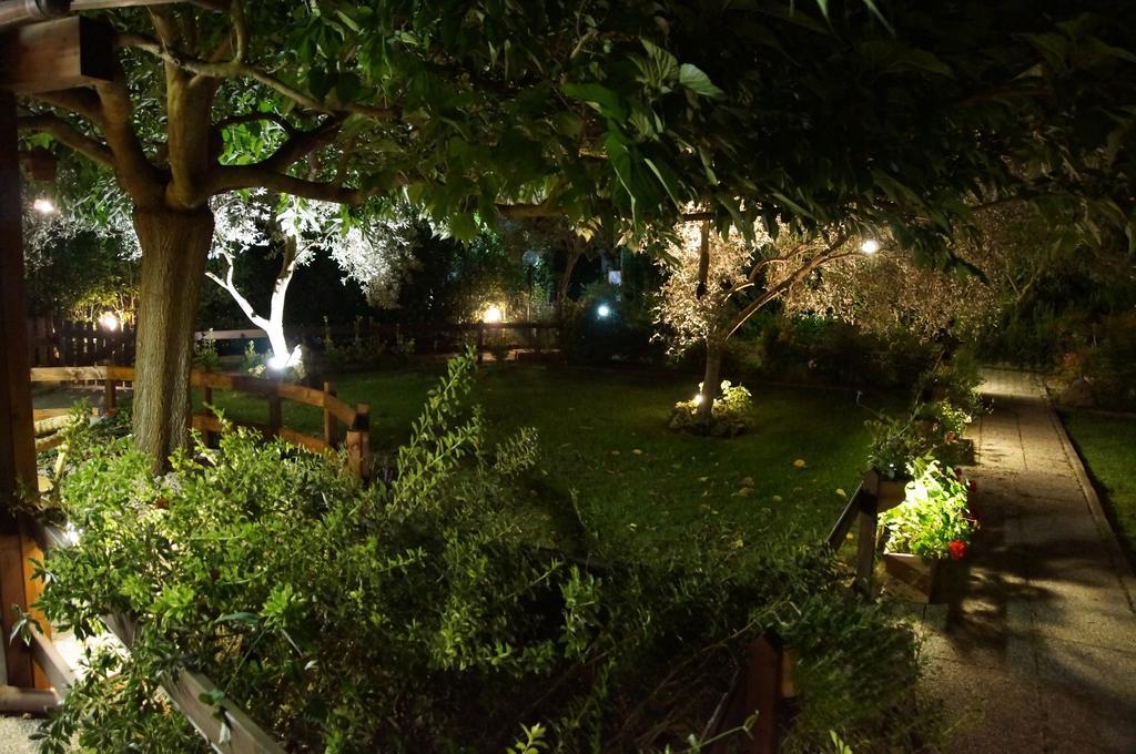 Country Apartments Castel di Decima Екстер'єр фото