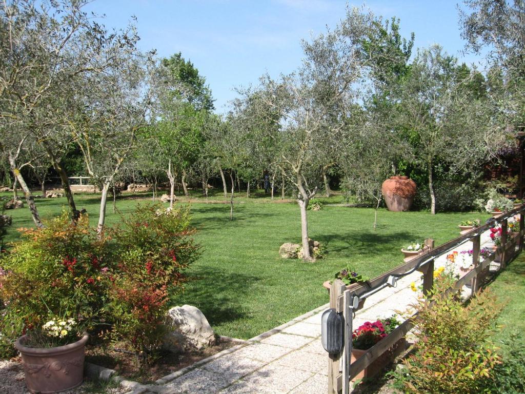 Country Apartments Castel di Decima Екстер'єр фото