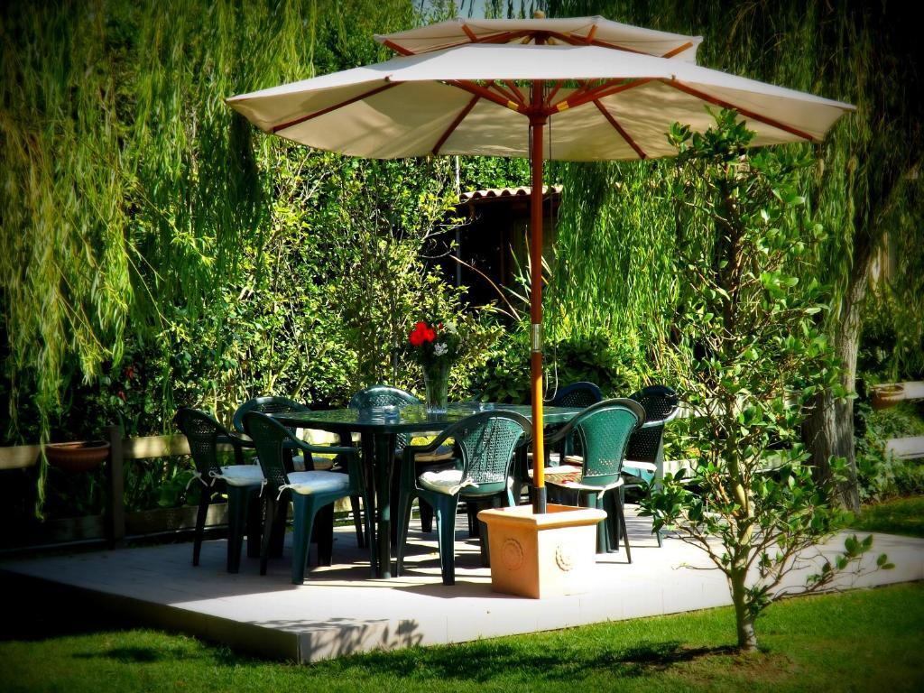 Country Apartments Castel di Decima Екстер'єр фото