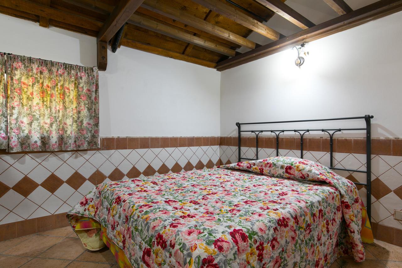 Country Apartments Castel di Decima Екстер'єр фото