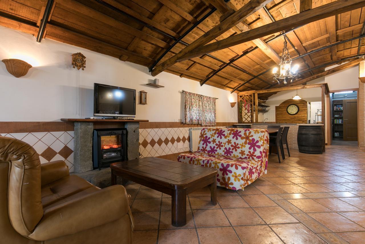 Country Apartments Castel di Decima Екстер'єр фото