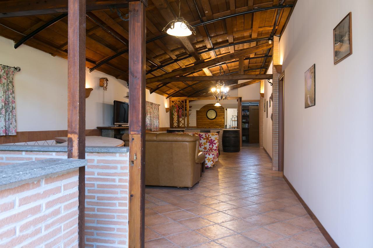 Country Apartments Castel di Decima Екстер'єр фото