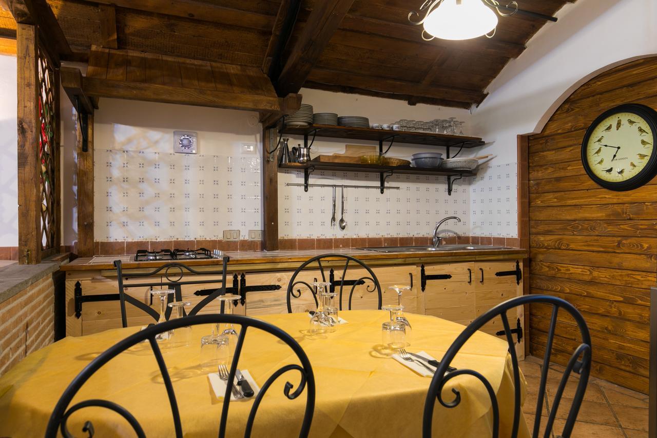 Country Apartments Castel di Decima Екстер'єр фото