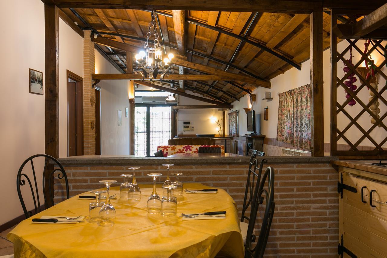 Country Apartments Castel di Decima Екстер'єр фото